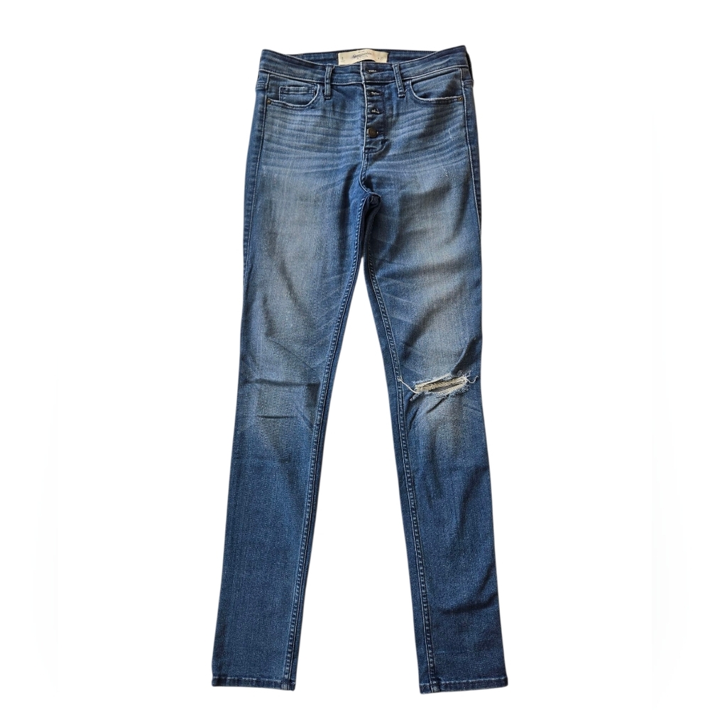 Abercrombie & Fitch Distressed Skinny Jeans